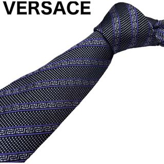 ヴェルサーチ(VERSACE)の美品　VERSACE ネクタイ　光沢　ジャガード　肉厚　グレカ総柄　メデューサ(ネクタイ)