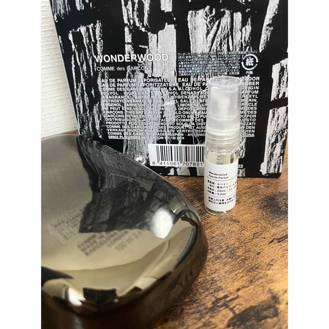 COMME des GARCONS(コムデギャルソン)のコムデギャルソン ワンダーウッド Wonderwood 3ml コスメ/美容の香水(ユニセックス)の商品写真