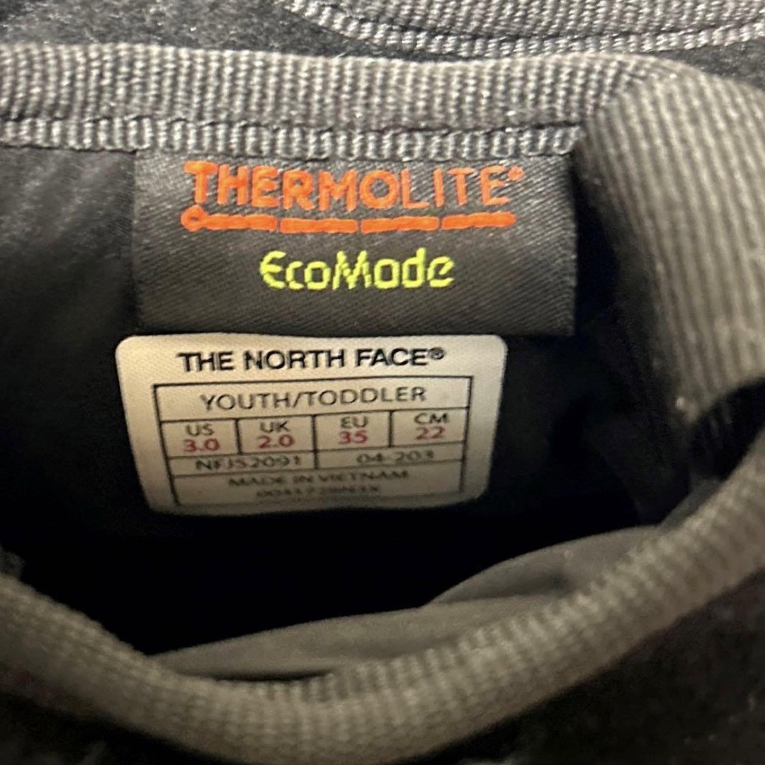 THE NORTH FACE(ザノースフェイス)の【新品】ノースフェイス NFJ52091 キッズ チャッカ ブーツ 22cm キッズ/ベビー/マタニティのキッズ靴/シューズ(15cm~)(ブーツ)の商品写真