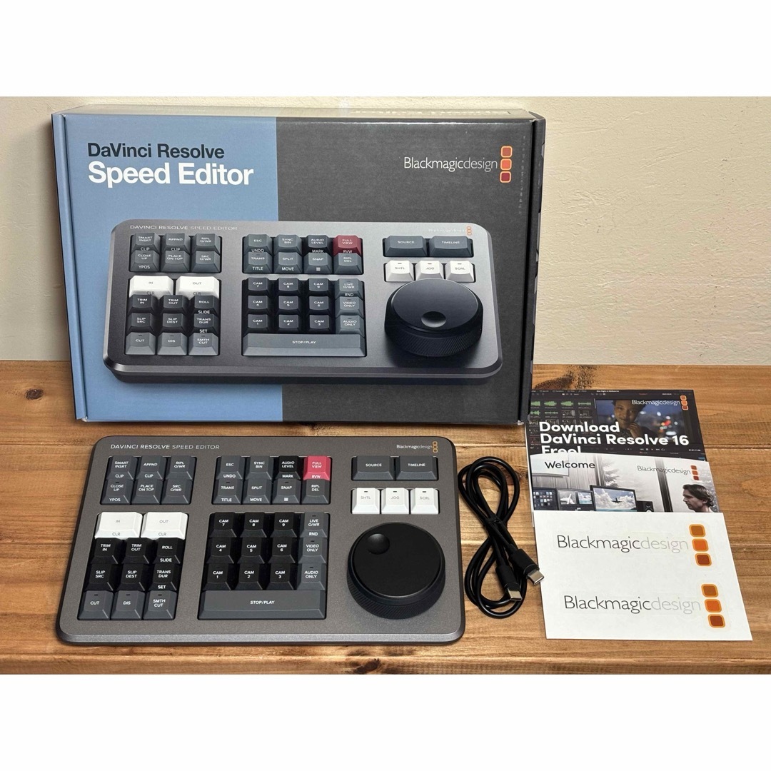 本体・ケーブル・元箱】DaVinci Resolve Speed Editor PC周辺機器 本体・ケーブル・元箱】DaVinci Resolve Speed Editor PC周辺機器