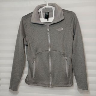 ザノースフェイス(THE NORTH FACE)の76♪US古着ザ・ノースフェイスジャケットポリウレタン系グレーUS-S日本S(ナイロンジャケット)