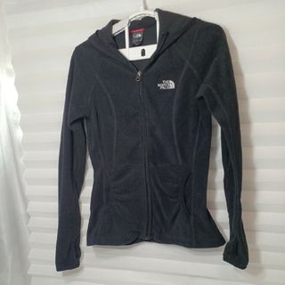 ザノースフェイス(THE NORTH FACE)の76♪US古着ザ・ノースフェイスフリースフード付ブラックUS-XS日本サイズS(ナイロンジャケット)