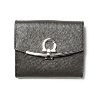 フェラガモ(Ferragamo)の【新品未使用】 Salvatore Ferragamo サルヴァトーレフェラガモ 二つ折り財布 Gancini French wallet レディース 22C877 【DARK GREY CALF】(その他)