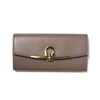 フェラガモ(Ferragamo)の【新品未使用】 Salvatore Ferragamo サルヴァトーレフェラガモ 長財布 Gancini continental wallet レディース 22D150 【CARAWAY SEED】(その他)