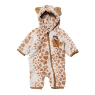 パタゴニア(patagonia)の【新品未使用】 patagonia パタゴニア フリース ロンパース 着ぐるみ ベビー キッズ BABY FURRY FRIENDS BUNTING 60985 【12M(12ヶ月)/VENADO/SHROOM TAUPE】(その他)