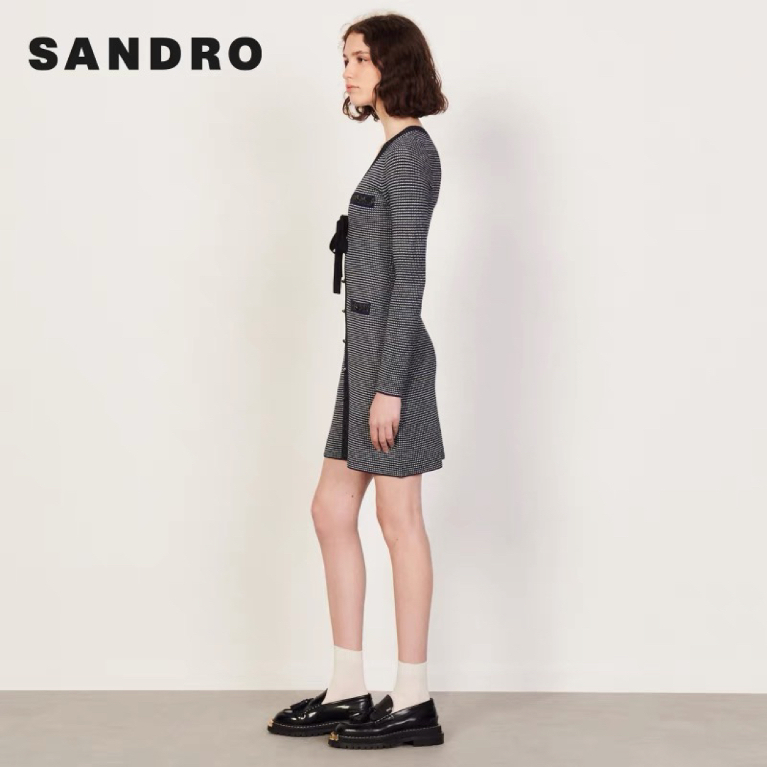 Sandro(サンドロ)の❤️Sandro23新作新品　黒　モザイク柄　リボン　長袖ワンピース　オシャレ レディースのワンピース(ひざ丈ワンピース)の商品写真