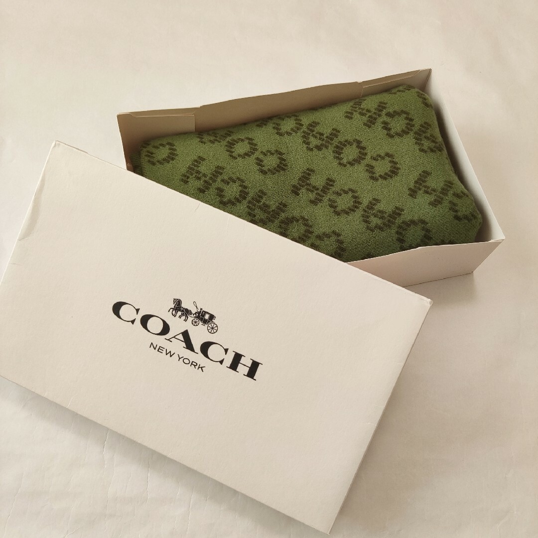 COACH(コーチ)の新品☆コーチ☆マフラー ギフトBOX付き メンズのファッション小物(マフラー)の商品写真