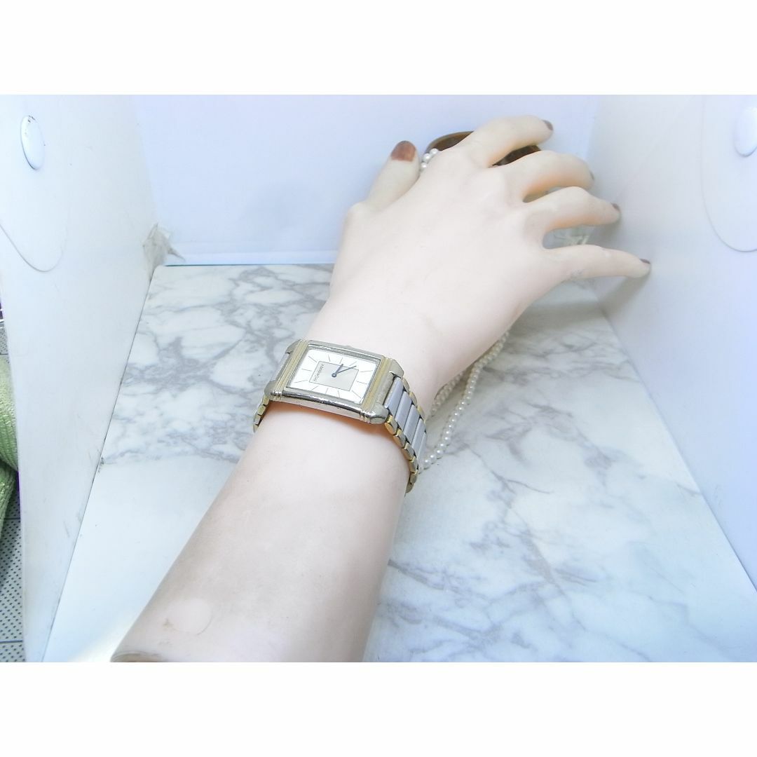 【電池交換済み】Yves Saint Laurent 腕時計 レクタンギュラ
