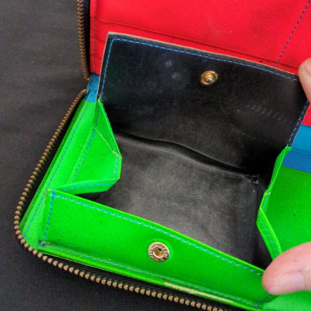 COMME des GARCONS(コムデギャルソン)のコム・デ・ギャルソン　財布 レディースのファッション小物(財布)の商品写真