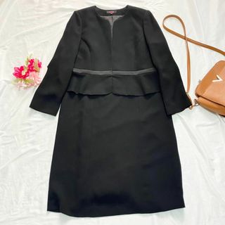 ユキトリイインターナショナル(YUKI TORII INTERNATIONAL)のYUKI TORII ユキトリイ 大きいサイズ 17号 セットアップ 礼服 喪服(ロングワンピース/マキシワンピース)