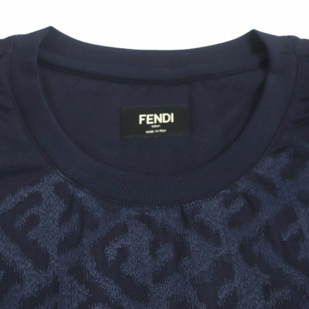 極美品▼FENDI フェンディ FY0936 AN26 FFモチーフ 刺繍 ブルージャージー クルーネック 半袖 Tシャツ ネイビー M メンズ 伊製  正規品 タグ