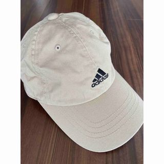 アディダス(adidas)のadidas アディダス キャップ ベージュ(キャップ)