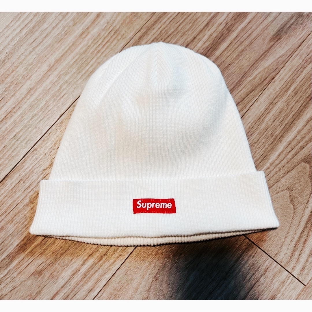 Supreme(シュプリーム)のSUPREME シュプリーム Small Box Beanie メンズの帽子(ニット帽/ビーニー)の商品写真