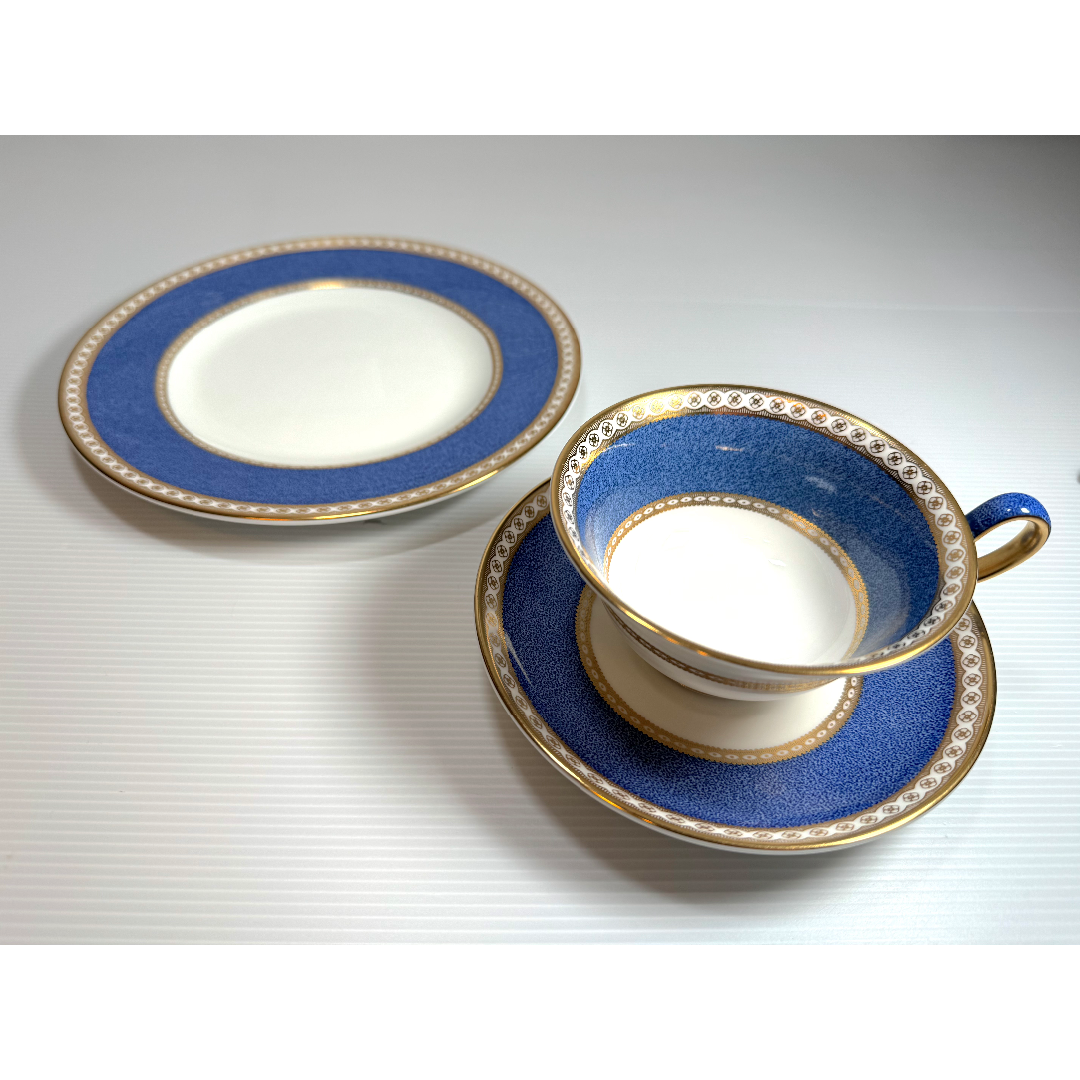 WEDGWOOD(ウェッジウッド)の未使用 ウェッジウッド ユーランダー パウダーブルー ティーカップ ２セット インテリア/住まい/日用品のキッチン/食器(グラス/カップ)の商品写真