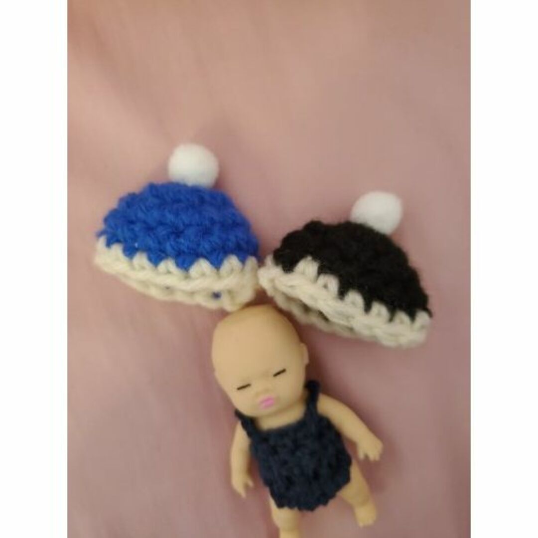 アグリーベイビーズ　帽子（黒）（ブラック）赤ちゃん　スクイーズ ハンドメイドのぬいぐるみ/人形(ぬいぐるみ)の商品写真