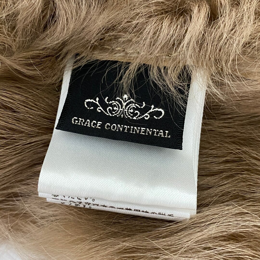 GRACE CONTINENTAL(グレースコンチネンタル)の62k21《美品》高級毛皮☆GRACE CONTINENTAL グレースコンチネンタル 毛皮コート 36 ベージュ フォックスファー チキャンラムレザー シープスキン レディースのジャケット/アウター(毛皮/ファーコート)の商品写真