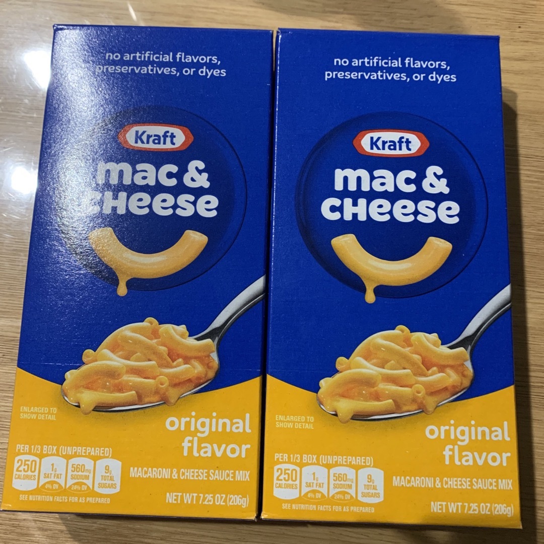 コストコ(コストコ)のMac and cheese マカロニ&チーズ  2個セット 食品/飲料/酒の加工食品(インスタント食品)の商品写真