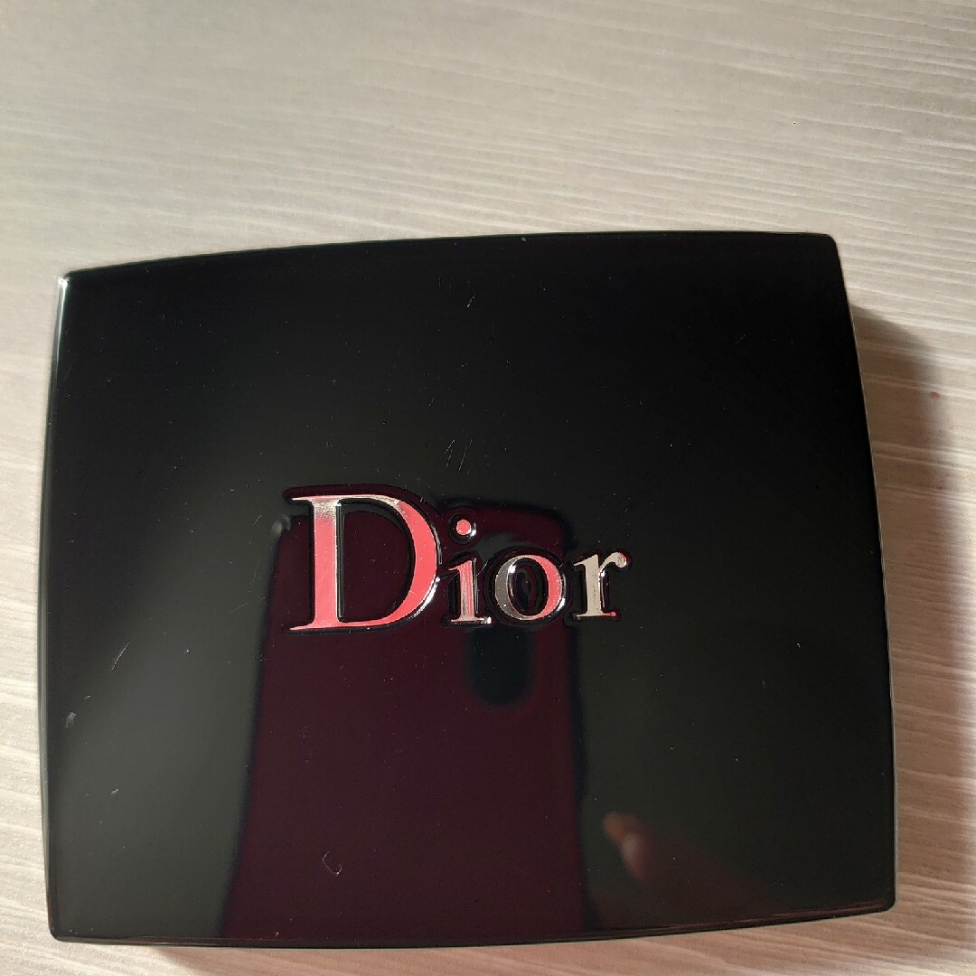 Dior(ディオール)のあめちゃん様専用☆Dior　アイシャドウ　パレット コスメ/美容のベースメイク/化粧品(アイシャドウ)の商品写真