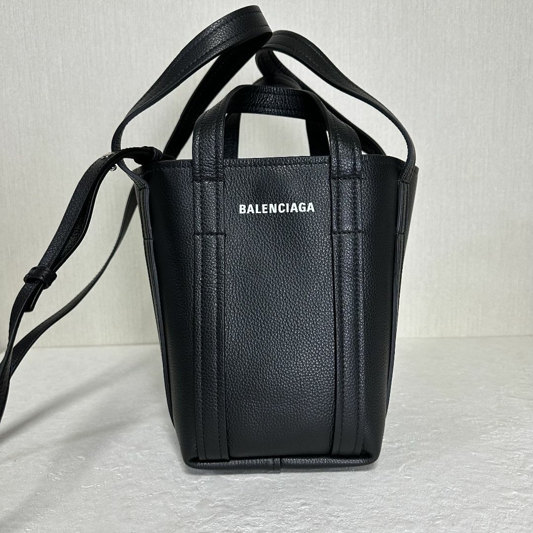 Balenciaga - 【新品・未使用】BALENCIAGA EVERYDAYハンドバッグXS ...