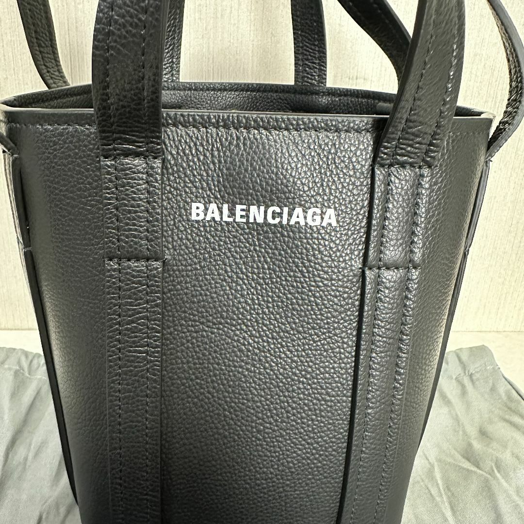 Balenciaga - 【新品・未使用】BALENCIAGA EVERYDAYハンドバッグXS ...