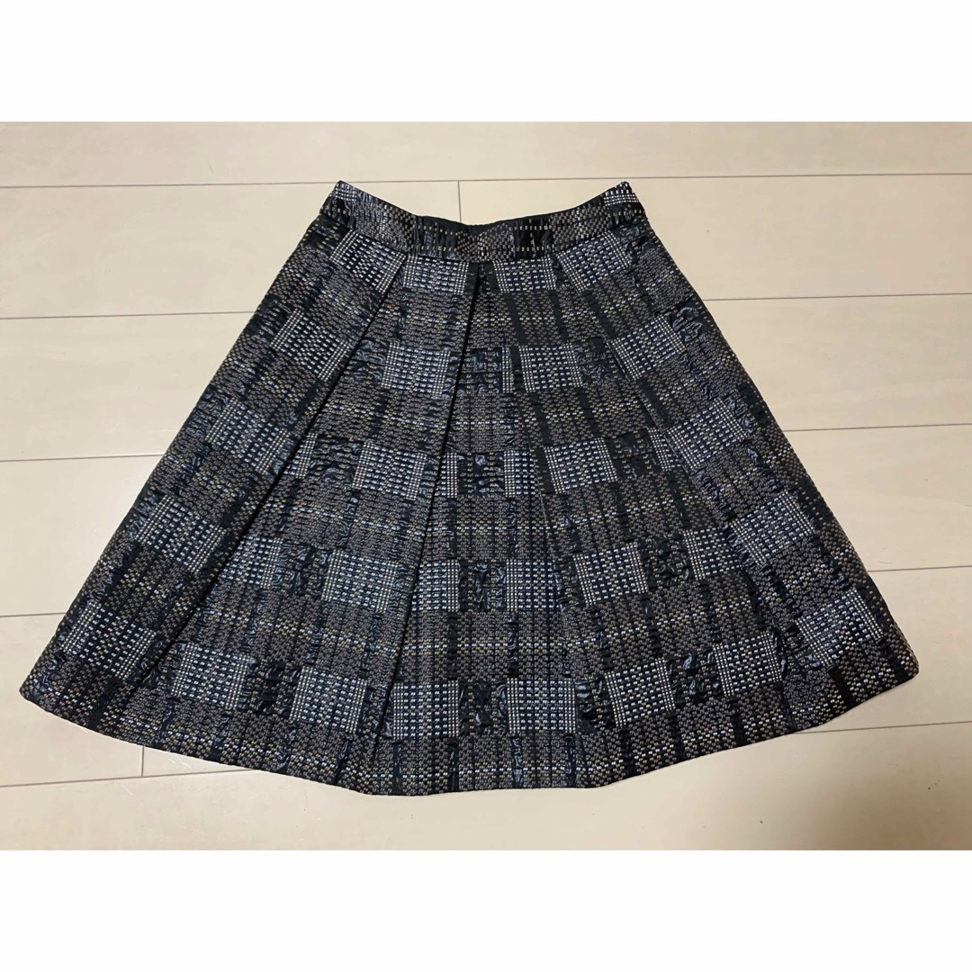dinos(ディノス)のディノスcaraカーラ☆デザインスカート☆ レディースのスカート(ひざ丈スカート)の商品写真