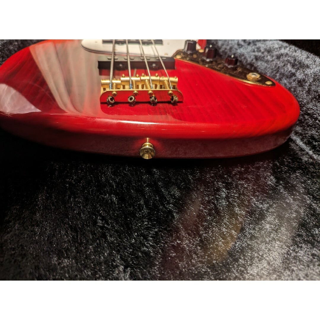 【最終価格・ビンテージ・良木材使用】Fender ジャズベース　ハードケース付き