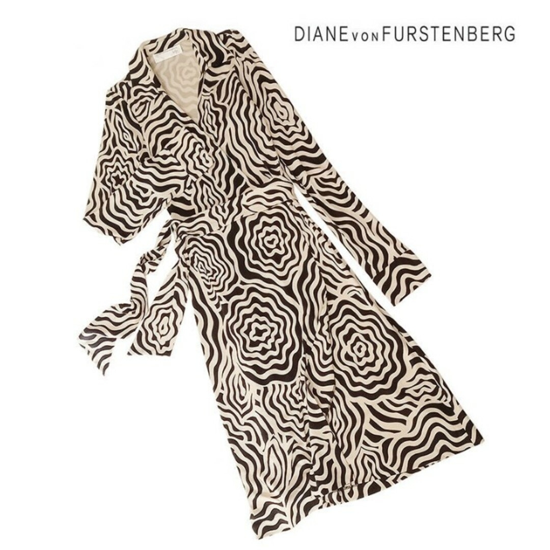 DIANE von FURSTENBERG(ダイアンフォンファステンバーグ)のダイアンフォンファステンバーグ■シルク ラップ ワンピース  総柄 ベージュ黒 レディースのワンピース(ひざ丈ワンピース)の商品写真