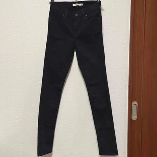 リーバイス(Levi's)のリーバイス ブラックジーンズ size26 試着のみ(デニム/ジーンズ)