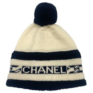 シャネル(CHANEL)のCHANEL シャネル ニットキャップ ココマーク ロゴ ホワイト×ブラック カシミア 新品未使用 帽子 ホワイト ブラック カシミヤ tdc-001939-4d(ニット帽/ビーニー)