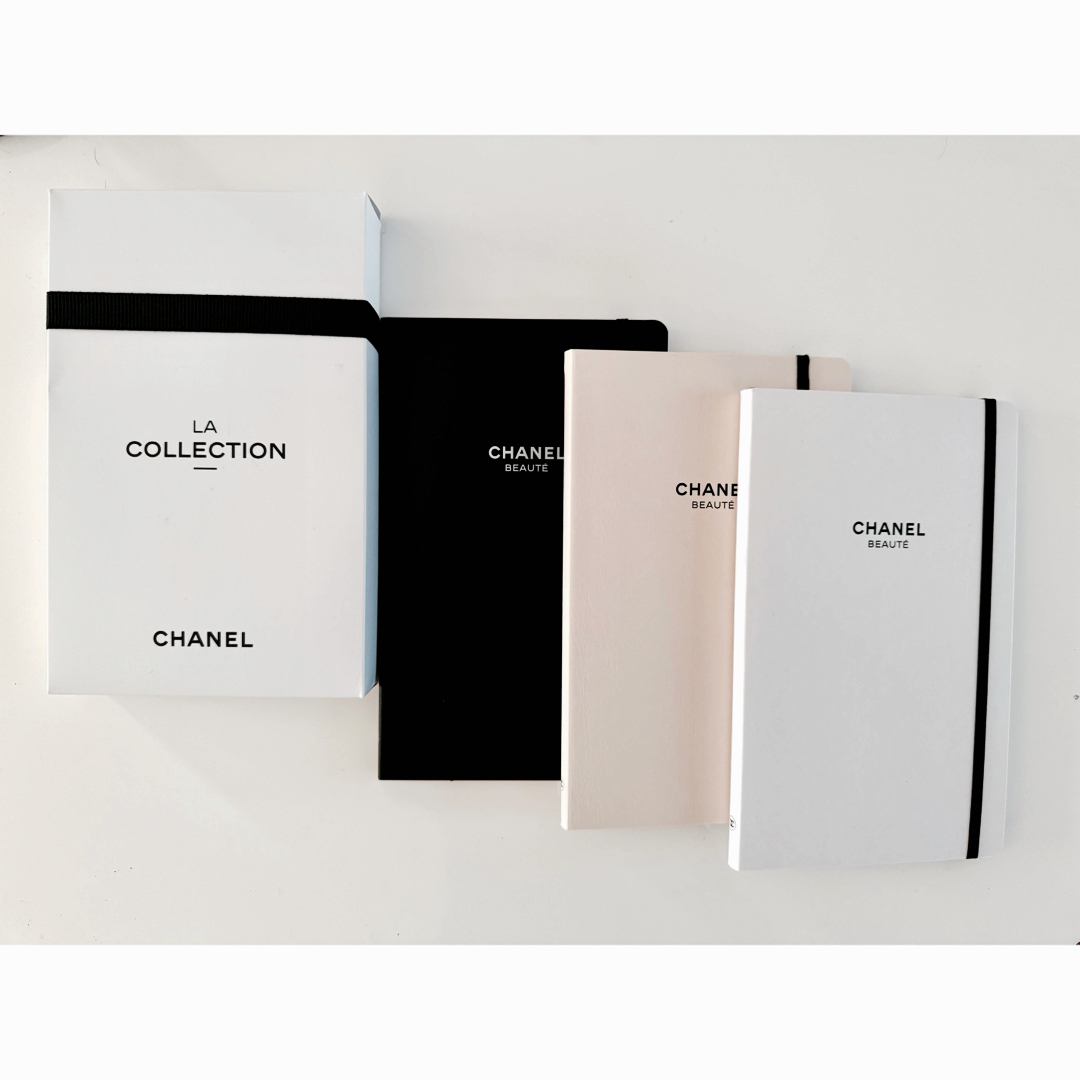 CHANEL(シャネル)のシャネル　LA COLLECTION ノベルティ　ノート3冊セット【非売品】 コスメ/美容のコスメ/美容 その他(その他)の商品写真