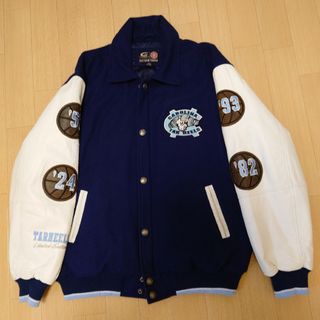 ノースカロライナ スタジャンの通販 by G's shop|ラクマ