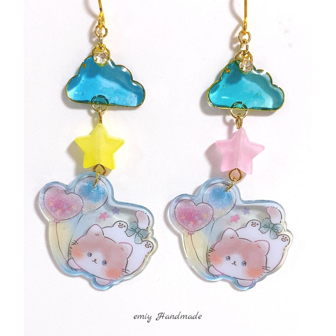 大人可愛い♡ 空飛ぶにゃんこ　ピアス・イヤリング　★1セット限定★ ハンドメイドのアクセサリー(ピアス)の商品写真