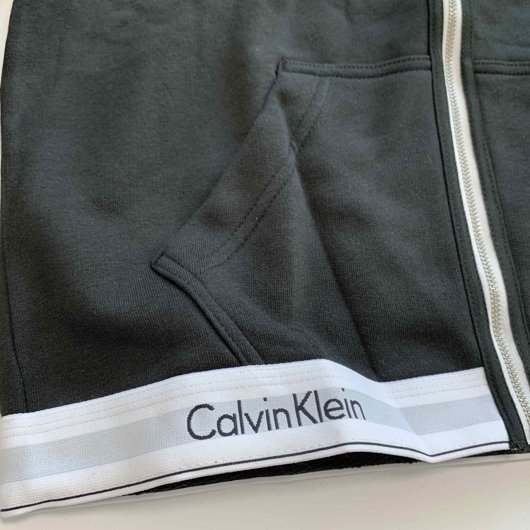 Calvin Klein - 【新品】カルバンクライン ジップパーカー スウェット