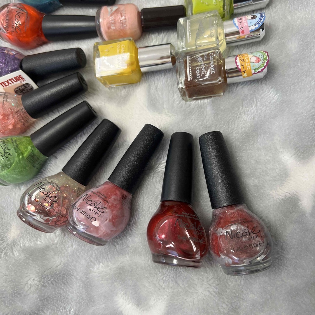 OPI(オーピーアイ)のピーチ様　　　　ネイル　OPI  RIMMEL  CANMAKE コスメ/美容のネイル(マニキュア)の商品写真