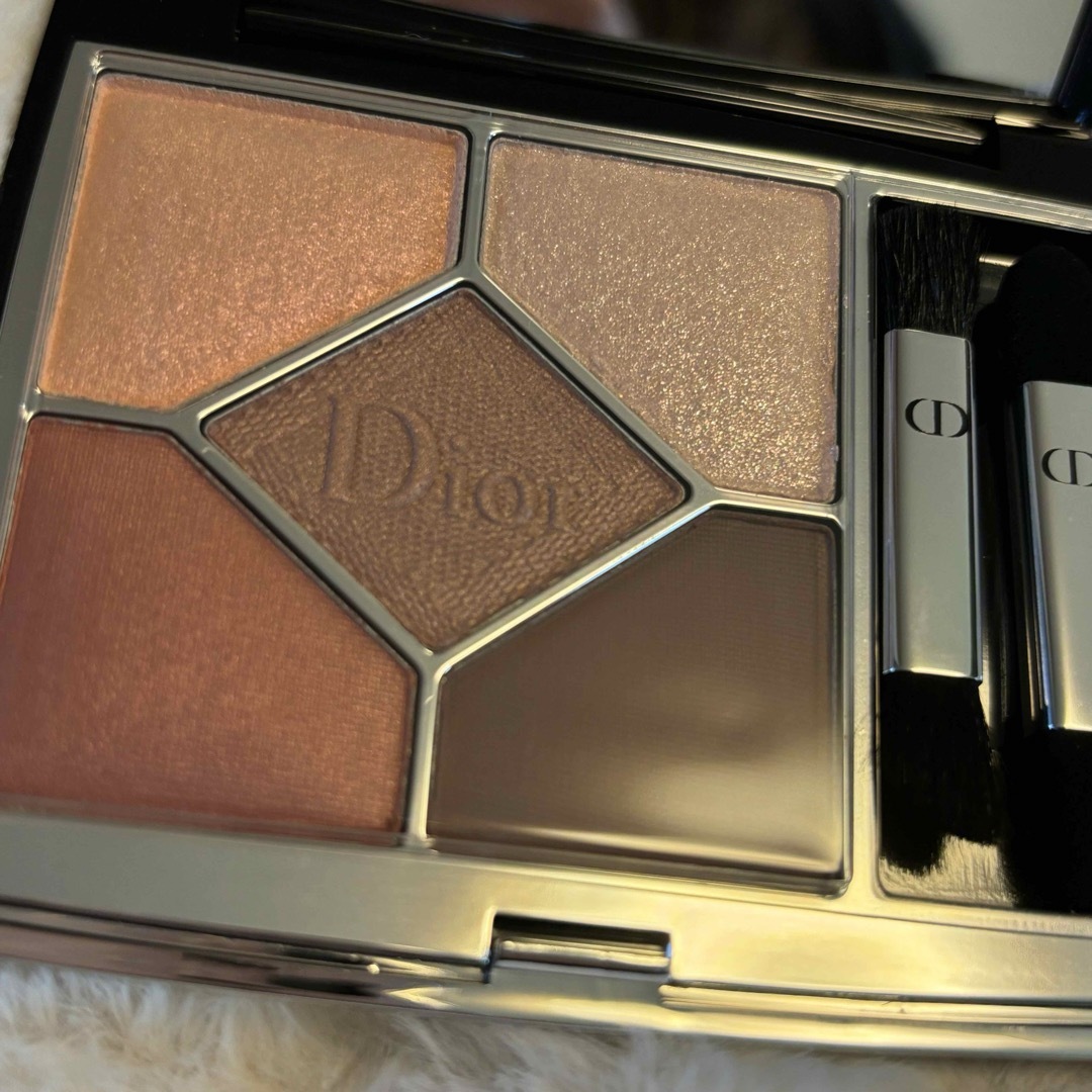 Dior(ディオール)のDIOR サンククルールクチュール 429 コスメ/美容のベースメイク/化粧品(アイシャドウ)の商品写真