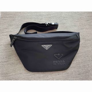 新品未使用　プラダ　PRADA ウエストポーチ　ボディバッグ　ネイビー