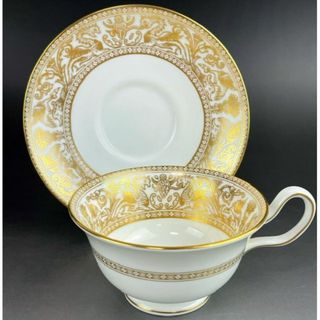 ウェッジウッド(WEDGWOOD)の【専用】ウェッジウッド フロレンティーン カップ ソーサー ゴールド(食器)