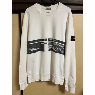 STONE ISLAND(スウェット ・ ホワイト/白色系)のフリマ STONE ISLAND(スウェット ・ ホワイト/白色系)のフリマ