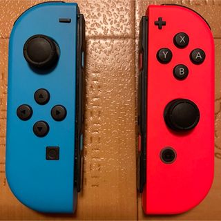 ニンテンドースイッチ(Nintendo Switch)の任天堂純正品 Joy-Con(L) ネオンブルー/(R) ネオンレッド(その他)