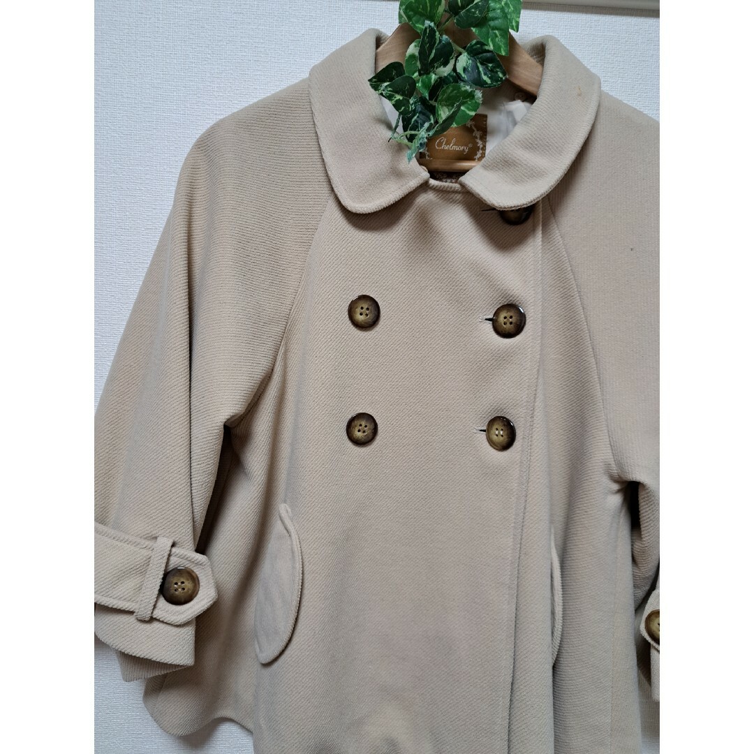 ショートコート ポンチョコート マントコート 薄いベージュ レディースのジャケット/アウター(ピーコート)の商品写真