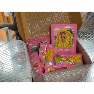 カラーポップ(colourpop)のBarbie Colourpop バービーカラーポップセット(アイシャドウ)