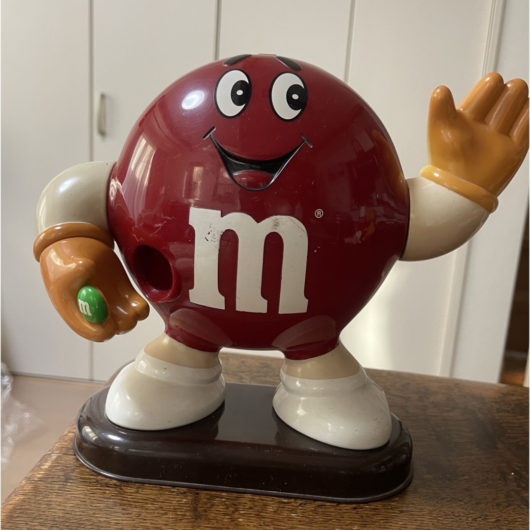 M&M(エムアンドエム)のM&Ms チョコレートディスペンサー　 エンタメ/ホビーのおもちゃ/ぬいぐるみ(キャラクターグッズ)の商品写真