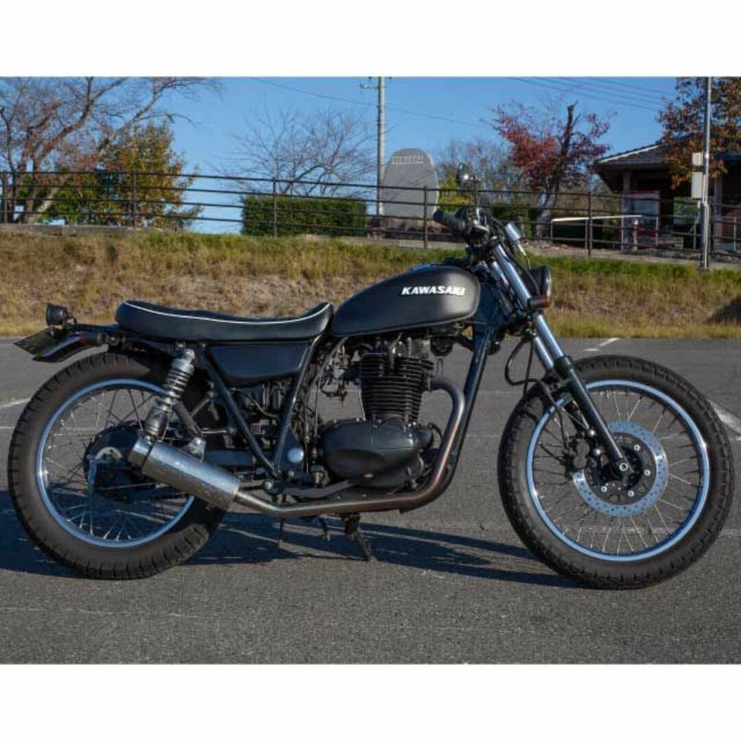 カワサキ(カワサキ)のKawasaki カワサキ 250TR キャブ車 ブラック おしゃれバイク 自動車/バイクのバイク(車体)の商品写真