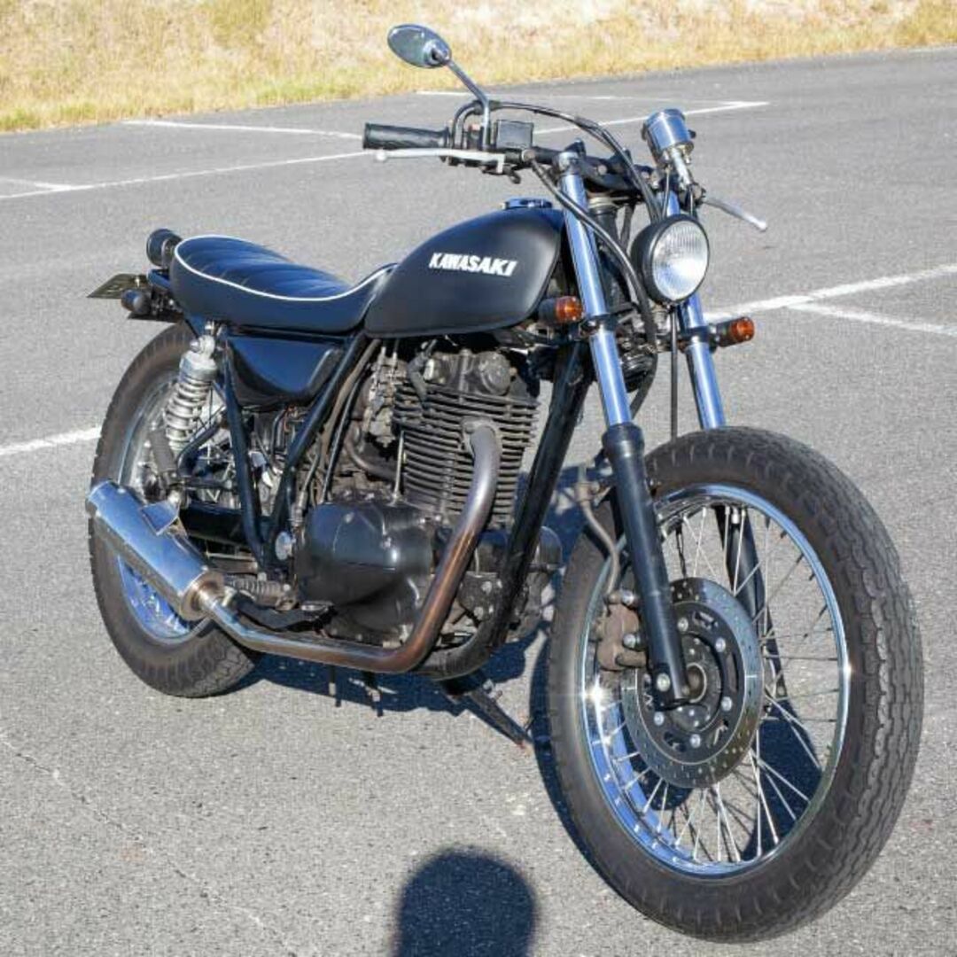 カワサキ(カワサキ)のKawasaki カワサキ 250TR キャブ車 ブラック おしゃれバイク 自動車/バイクのバイク(車体)の商品写真