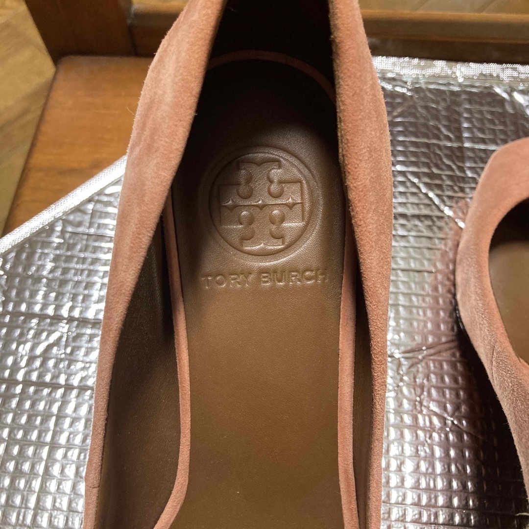 TORY BURCH トリーバーチサーモンピンク　スエードパンプス　サイズ7.5