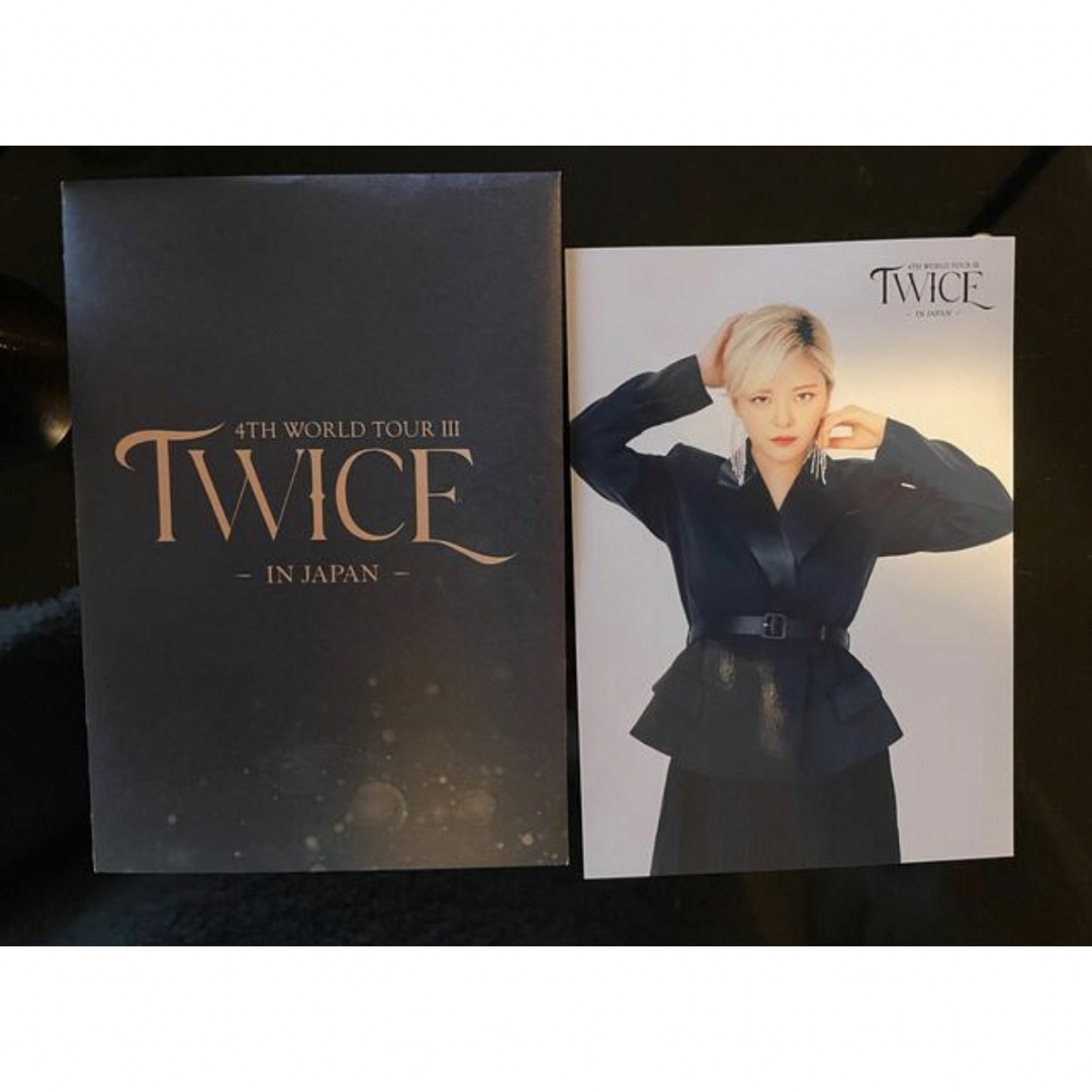 twice ランダムトレーディングカード 4TH WORLD TOUR Ⅲ エンタメ/ホビーのCD(K-POP/アジア)の商品写真