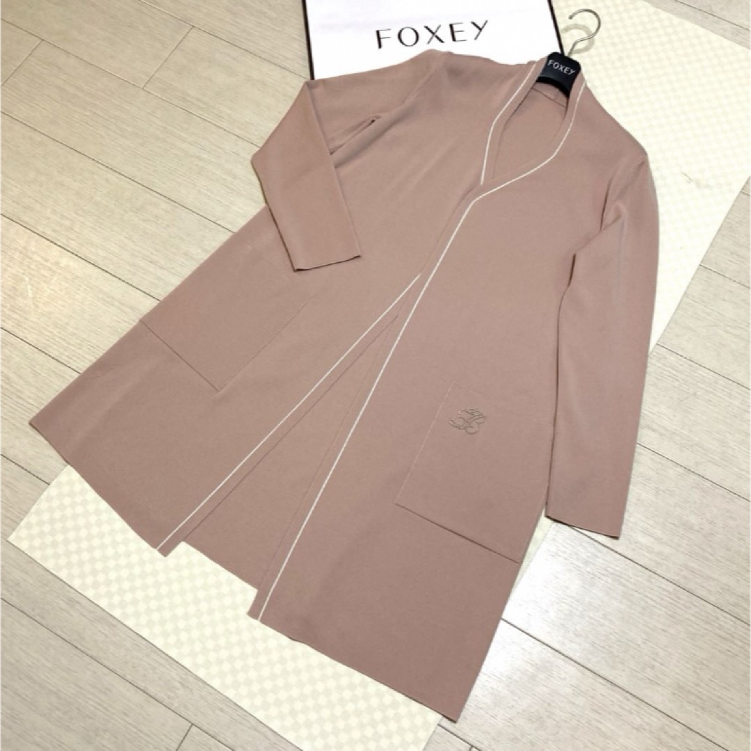 FOXEY(フォクシー)の極美品★¥89,100 FOXEY ロングカーディガン "Lucca"  (Ｆ) レディースのトップス(カーディガン)の商品写真