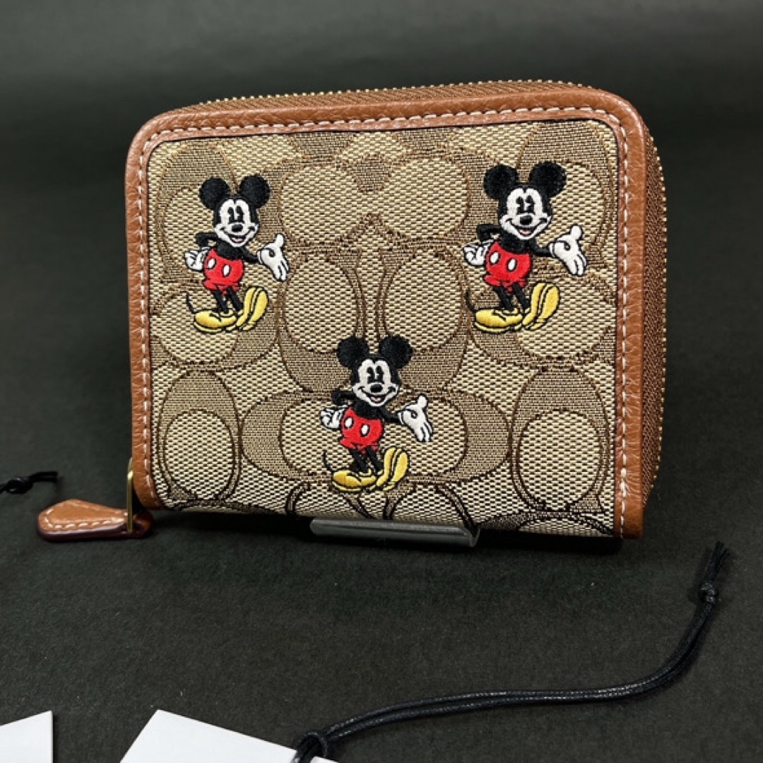 COACH ディズニー コラボ ミッキー マウス 二つ折り財布 レディース 新品 COACH ディズニー コラボ ミッキー マウス 二つ折り財布 レディース 新品