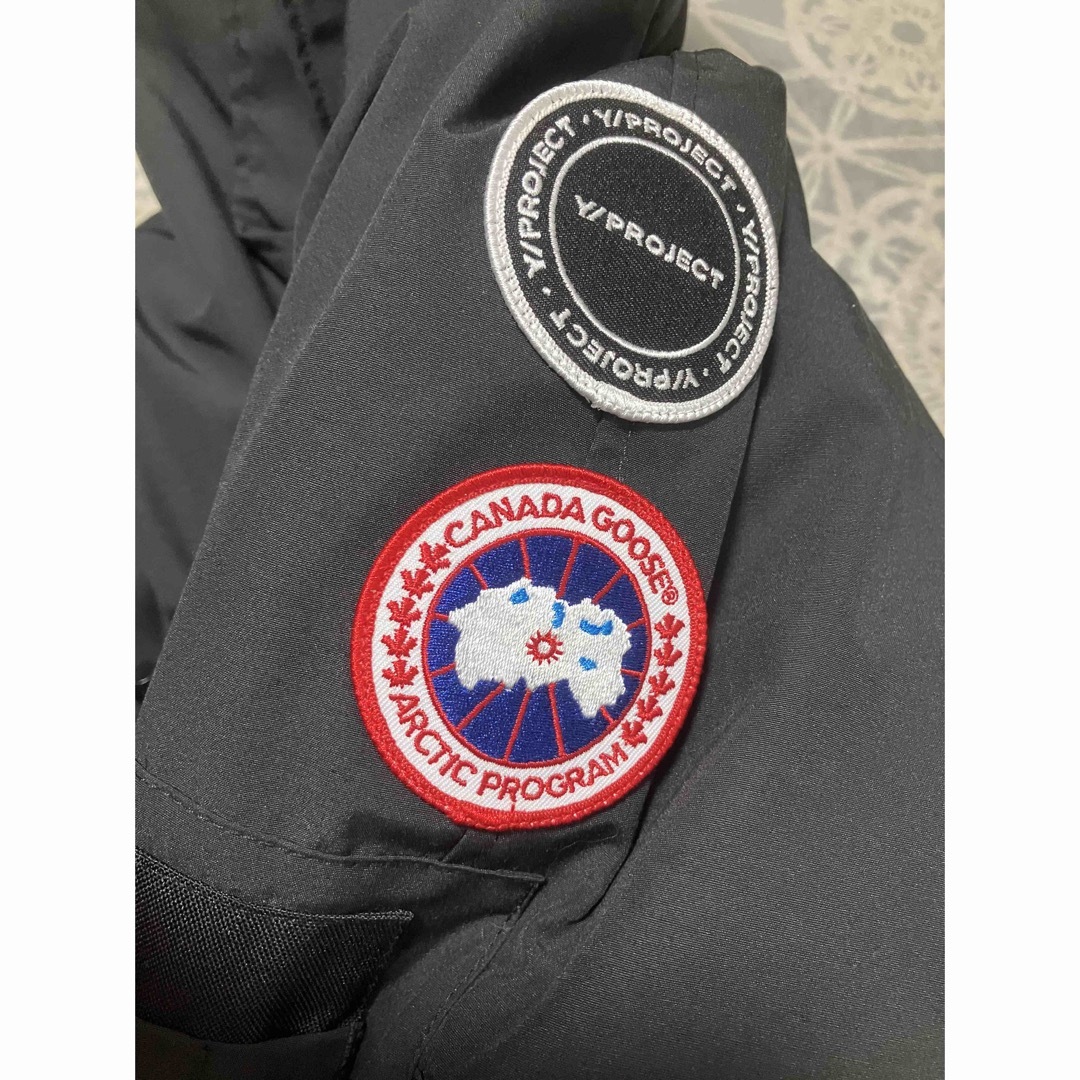 CANADA GOOSE(カナダグース)の激レア　YPROJECT カナダグース　変形　マウンテンダウンジャケット メンズのジャケット/アウター(ダウンジャケット)の商品写真