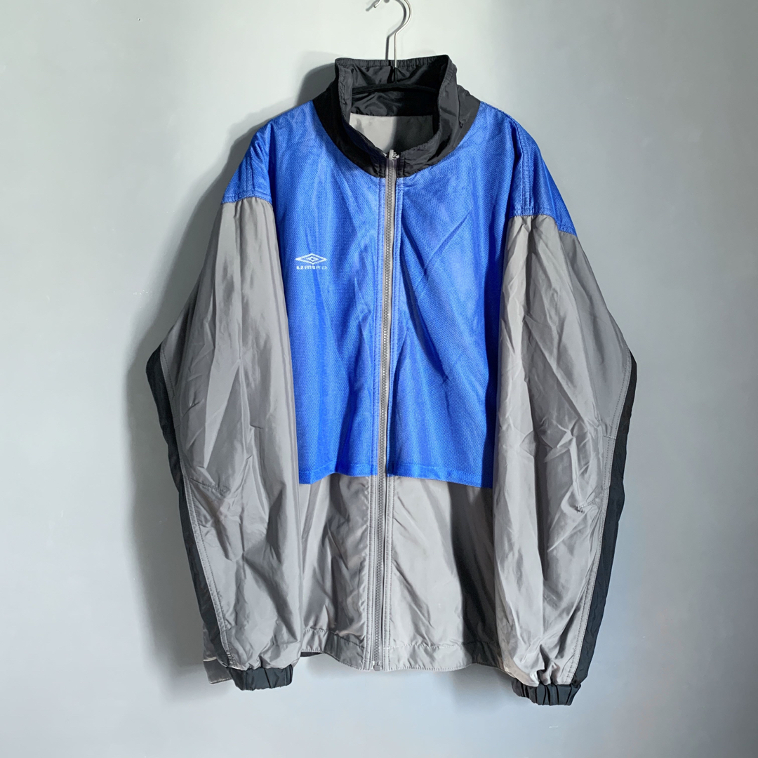 UMBRO(アンブロ)のUMBRO ポールスミス アンブロ中綿リバーシブル トラックジャケット メンズのジャケット/アウター(ナイロンジャケット)の商品写真